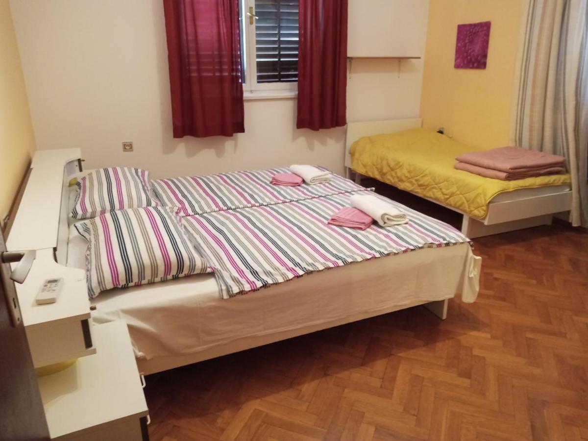 Apartman Sole Lejlighed Karigador Eksteriør billede